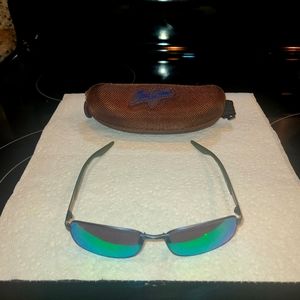 Maui Jim shoal green sunglasses
